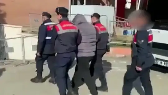 Gaziantep'te 6 kilo 100 gram metamfetamin ele geçirildi