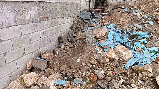 Gaziantep'te 6 yaşındaki kız çocuğu boş arazide ölü bulundu