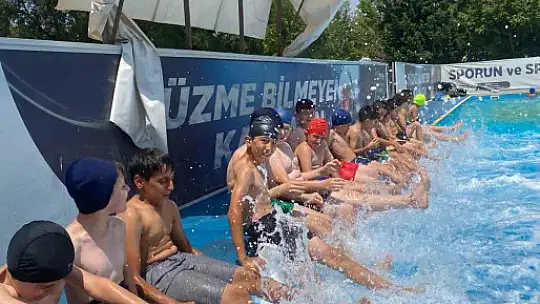 Gaziantep'te 6 yılda 52 bin kişi yüzme öğrendi