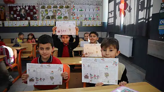Gaziantep'te 630 bin öğrenci karne heyecanı yaşadı