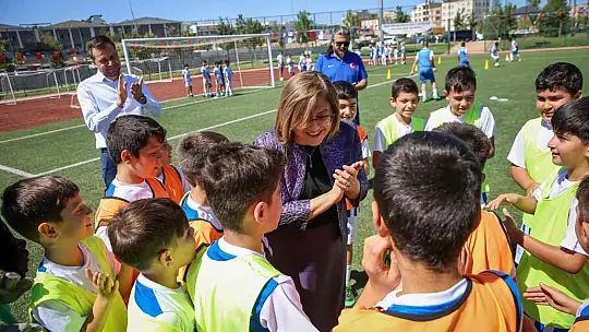 Gaziantep'te 79 bin genç tatilde sporla buluştu