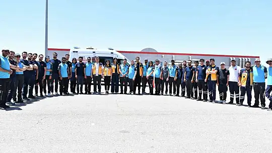 Gaziantep'te ambulans sürüş eğitimleri nefes kesti