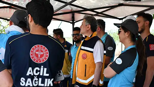 Gaziantep'te ambulans sürüş eğitimleri nefes kesti