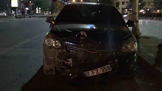 Gaziantep'te araç yayaya çarptı: 4 yaralı