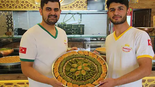 Gaziantep'te baklavacıların bayram yoğunluğu