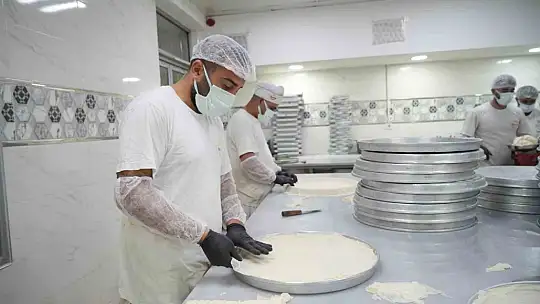 Gaziantep'te baklavacıların bayram yoğunluğu başladı