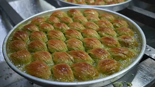 Gaziantep'te baklavacıların bayram yoğunluğu başladı