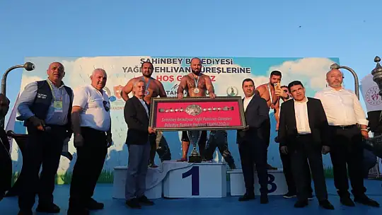 Gaziantep'te başpehlivan Orhan Okulu oldu