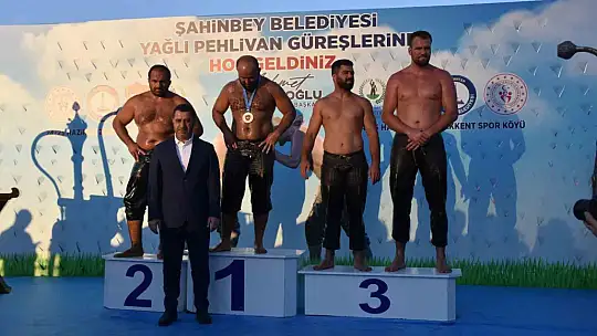 Gaziantep'te başpehlivan Orhan Okulu oldu