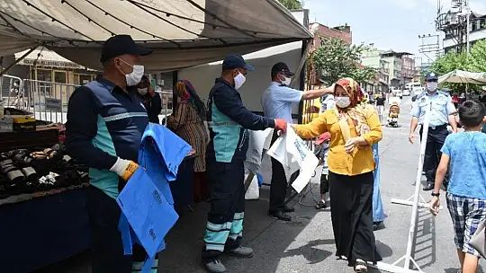 Gaziantep'te bayram öncesinde kurban atık poşeti dağıtılıyor