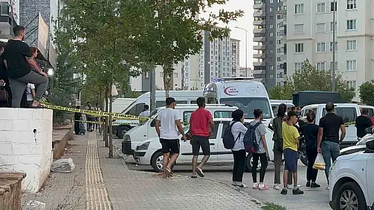 Gaziantep'te berber dükkanında akıl almaz olay
