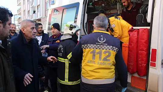 Gaziantep'te beton dökülürken inşaat kalıbı çöktü: 3 yaralı