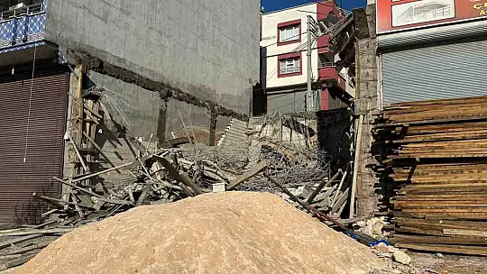Gaziantep'te beton dökümü sonrası inşaat çöktü: 1'i ağır 2 yaralı
