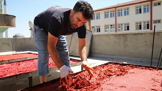 Gaziantep'te biber salçası mesaisi başladı