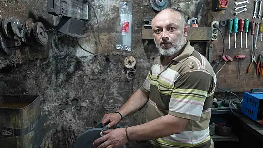 Gaziantep'te bıçak bileme ustalarından randevulu hizmet