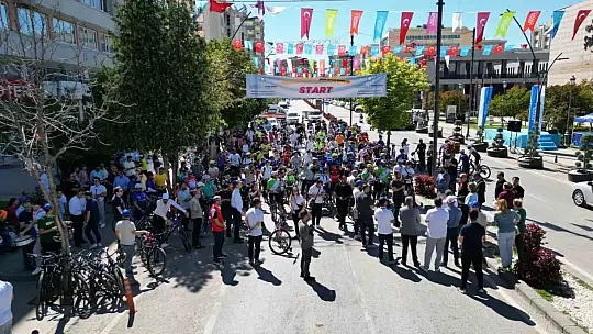 Gaziantep'te Bilal Erdoğan'ın katılımıyla dünya bisiklet günü etkinliği