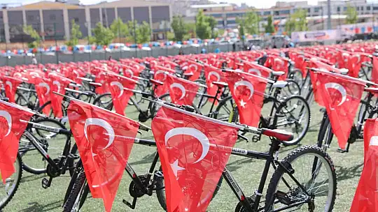 Gaziantep'te bin 27 çocuk için sünnet şöleni