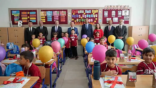 Gaziantep'te bin 490 okulda 750 bin öğrenci ders başı yaptı