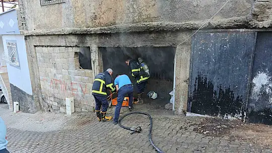 Gaziantep'te boş evde çıkan yangına ilk müdahaleyi komşular yaptı