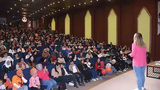 Gaziantep'te çocuk şenliğine yoğun ilgi