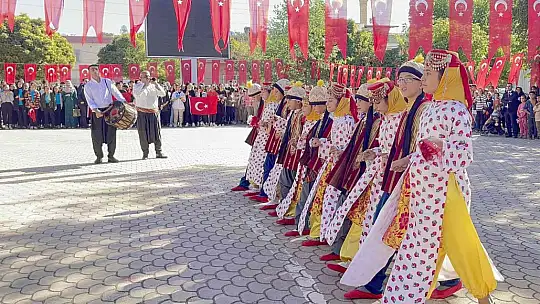 Gaziantep'te Cumhuriyet coşkusu