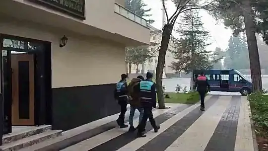 Gaziantep'te DEAŞ üyesine şafak operasyonu