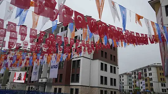Gaziantep'te depremzedelerin kura heyecanı