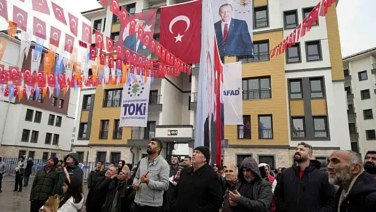 Gaziantep'te depremzedelerin kura heyecanı