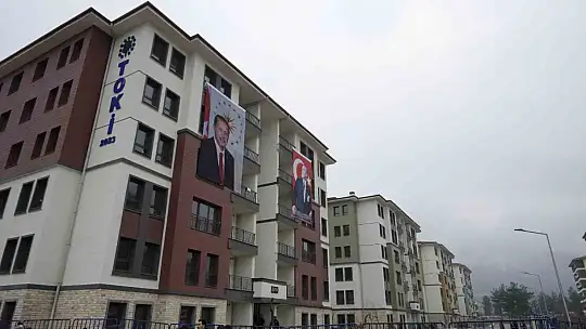 Gaziantep'te depremzedelerin kura heyecanı