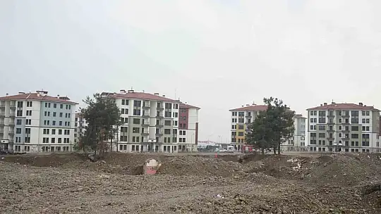 Gaziantep'te depremzedelerin kura heyecanı