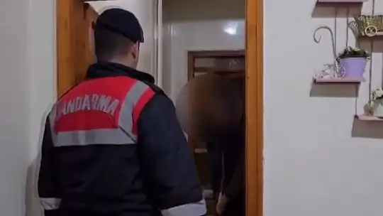 Gaziantep'te dolandırıcılık çetesine sibergöz operasyonu: 9 gözaltı