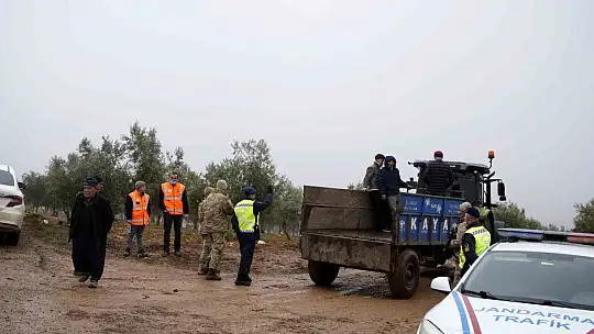Gaziantep'te düşen helikopterin enkazını kaldırma çalışmaları devam ediyor