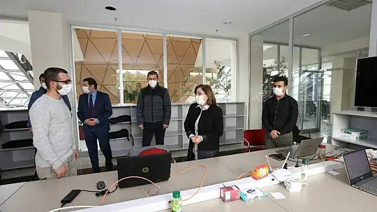 Fatma Şahin, Gaziantep'te EBA'ya ulaşamayan öğrenci kalmayacak