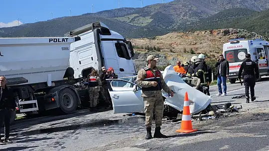 Gaziantep'te feci kaza: 2 ölü, 2 yaralı