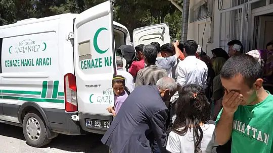 Gaziantep'te feci kaza: 2 ölü, 6 yaralı