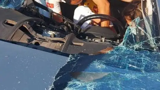 Gaziantep'te iki araç çarpıştı: 5 yaralı