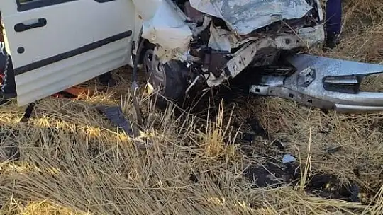 Gaziantep'te iki araç çarpıştı: 5 yaralı