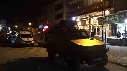 Gaziantep'te iki grup arasında silahlı kavga: 1'i polis 2 ölü
