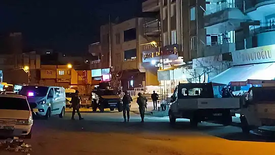 Gaziantep'te iki grup arasında silahlı kavga: 1'i polis 2 ölü