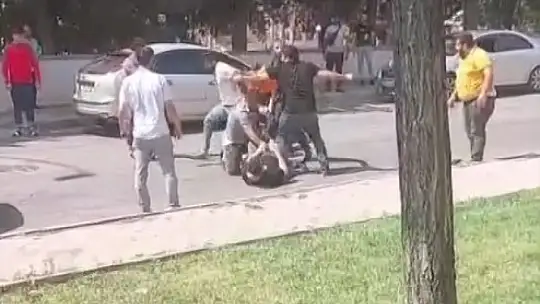 Gaziantep'te iki grup arasında meydan savaşı gibi kavga: 5 yaralı
