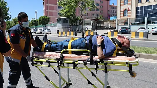Gaziantep'te iki halk otobüsü çarpıştı: 7 yaralı