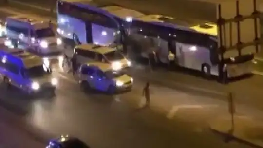 Gaziantep'te iki yolcu otobüsü çarpıştı: 12 yaralı