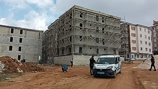Gaziantep'te inşaat iskelesi çöktü: 1 ölü, 2 yaralı
