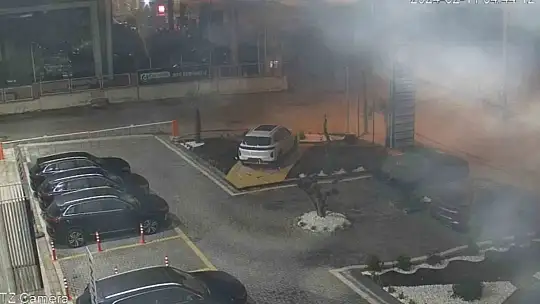 Gaziantep'te iş yerine kalaşnikoflu saldırı kamerada
