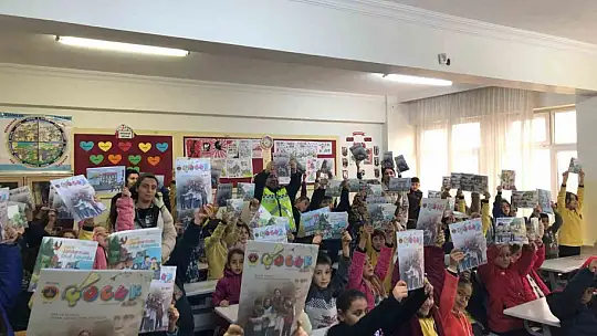 Gaziantep'te jandarma'dan öğrencilere trafik eğitimi