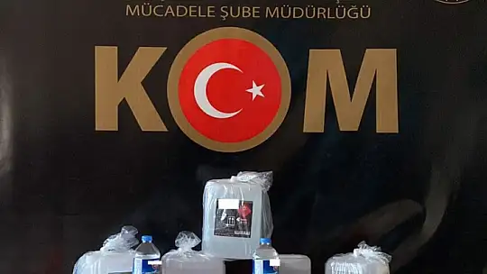 Gaziantep'te kaçak içki operasyonu: 2 şüpheli tutuklandı