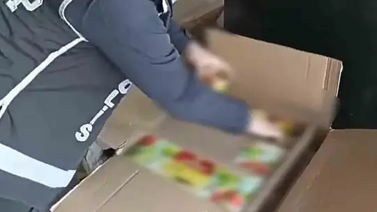 Gaziantep'te kaçak sigara operasyonu: 3 gözaltı