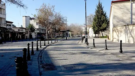 Gaziantep'te kısıtlamanın ikinci gününde de sessizlik hakim