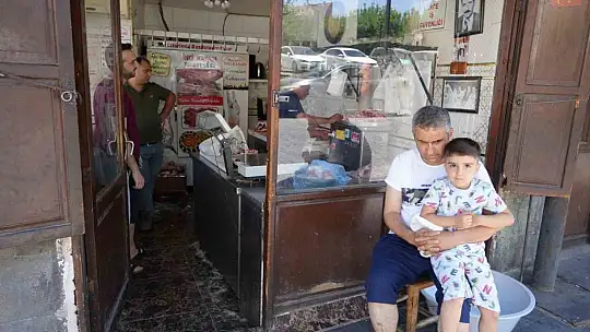 Gaziantep'te kıyma ve kuşbaşı mesaisi başladı