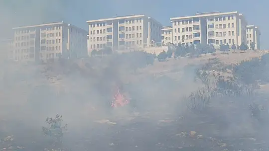 Gaziantep'te korkutan yangın söndürüldü